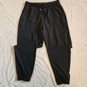 Fabletics The One Jogger Black Women's Size Medium Workout Activewear Stretch